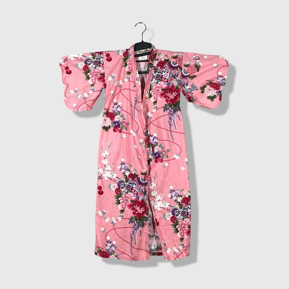 From Fire Kimono Robe Womens XS Pink Garden Bird Floral Satin Lounge No Belt - Picture 1 of 7